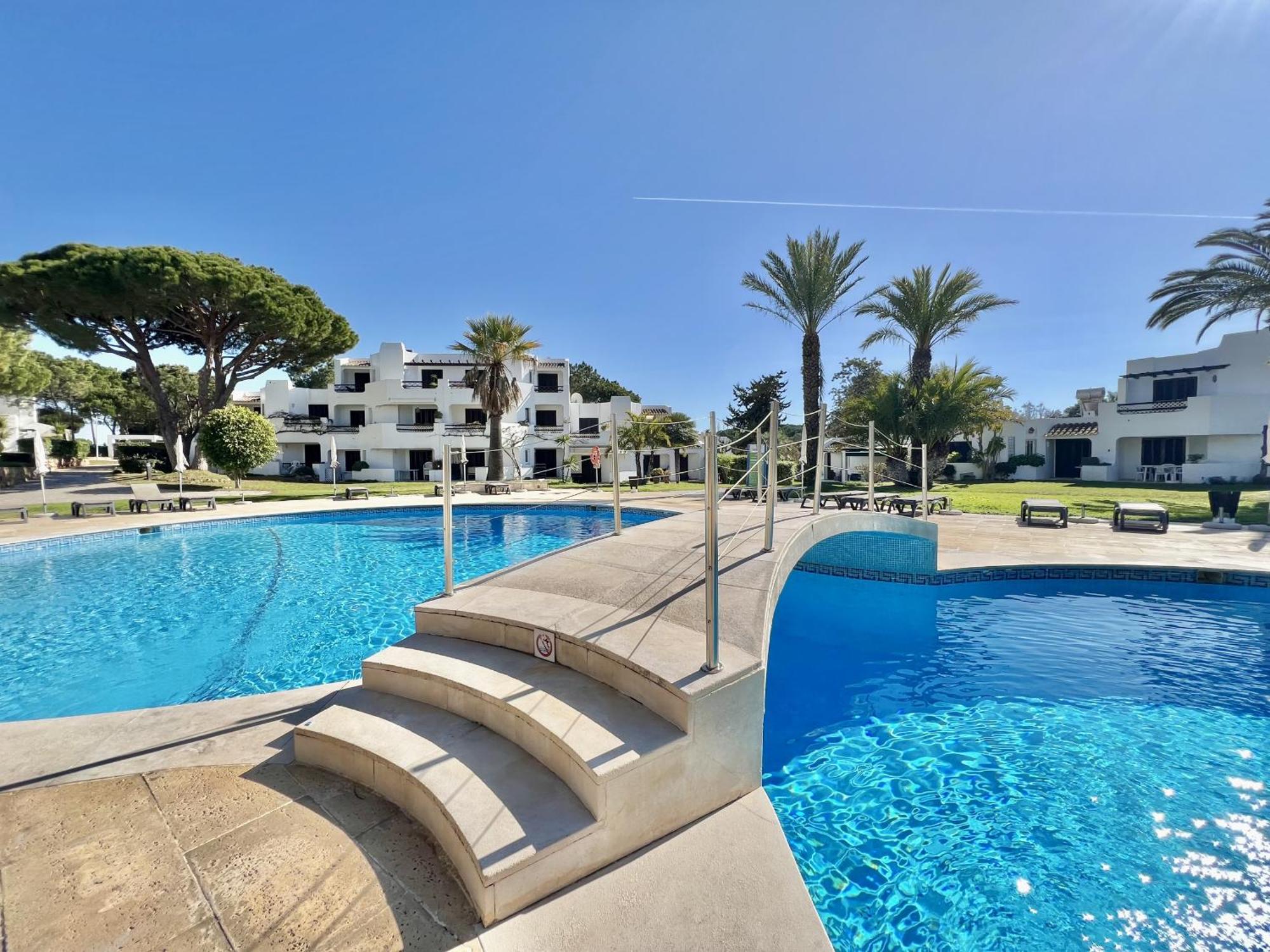 Albufeira Balaia Golf Vilage 2 With Pool By Homing Eksteriør bilde